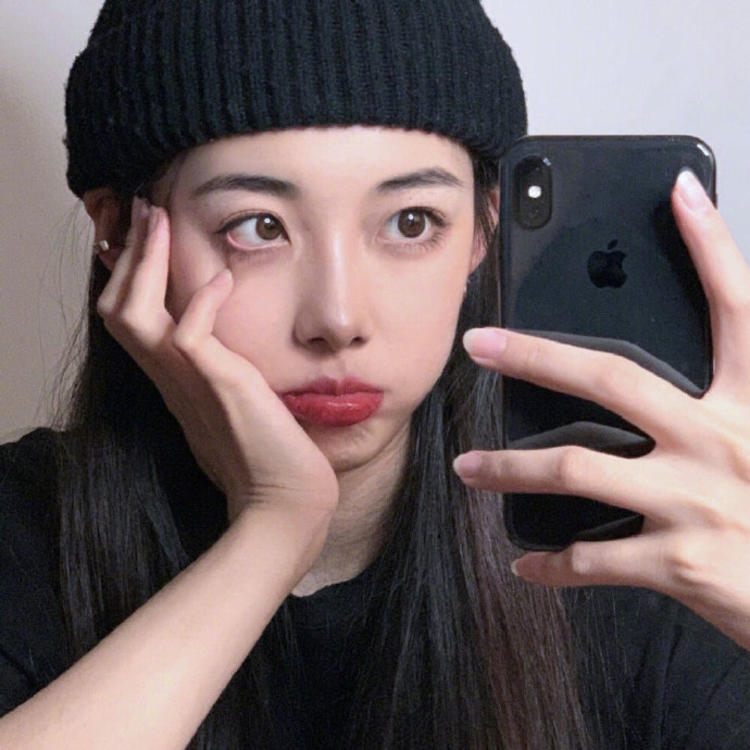 斋藤一（身份：前新选组第三分队组长、“壬生狼”） - 独家访谈节目在线观看 - 小程序直播